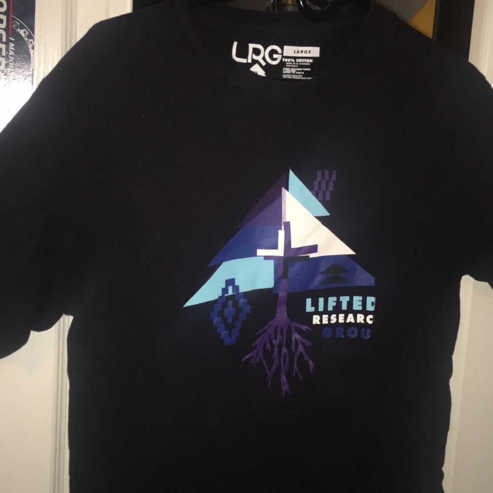 LRG t-shirt